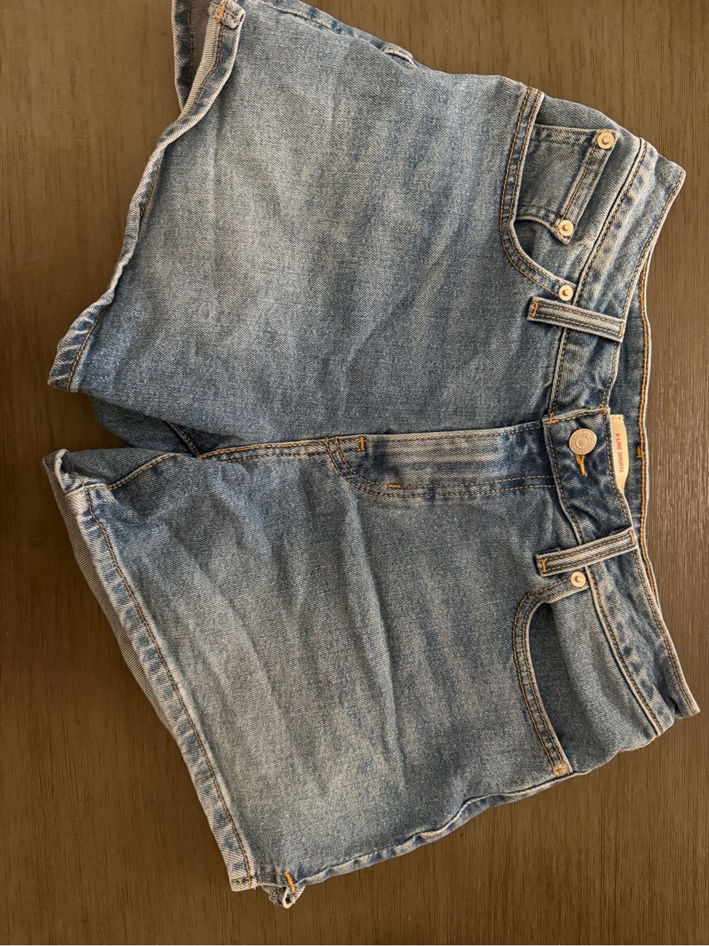 Levi’s Light Blue Women’s Denim Shorts size 29